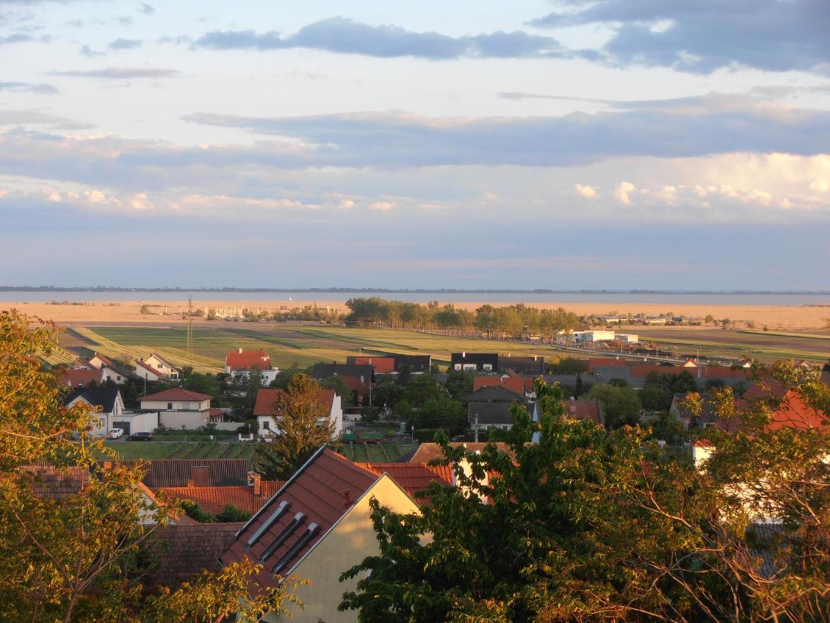 Ferienwohnung Am Kirchberg Jois Εξωτερικό φωτογραφία